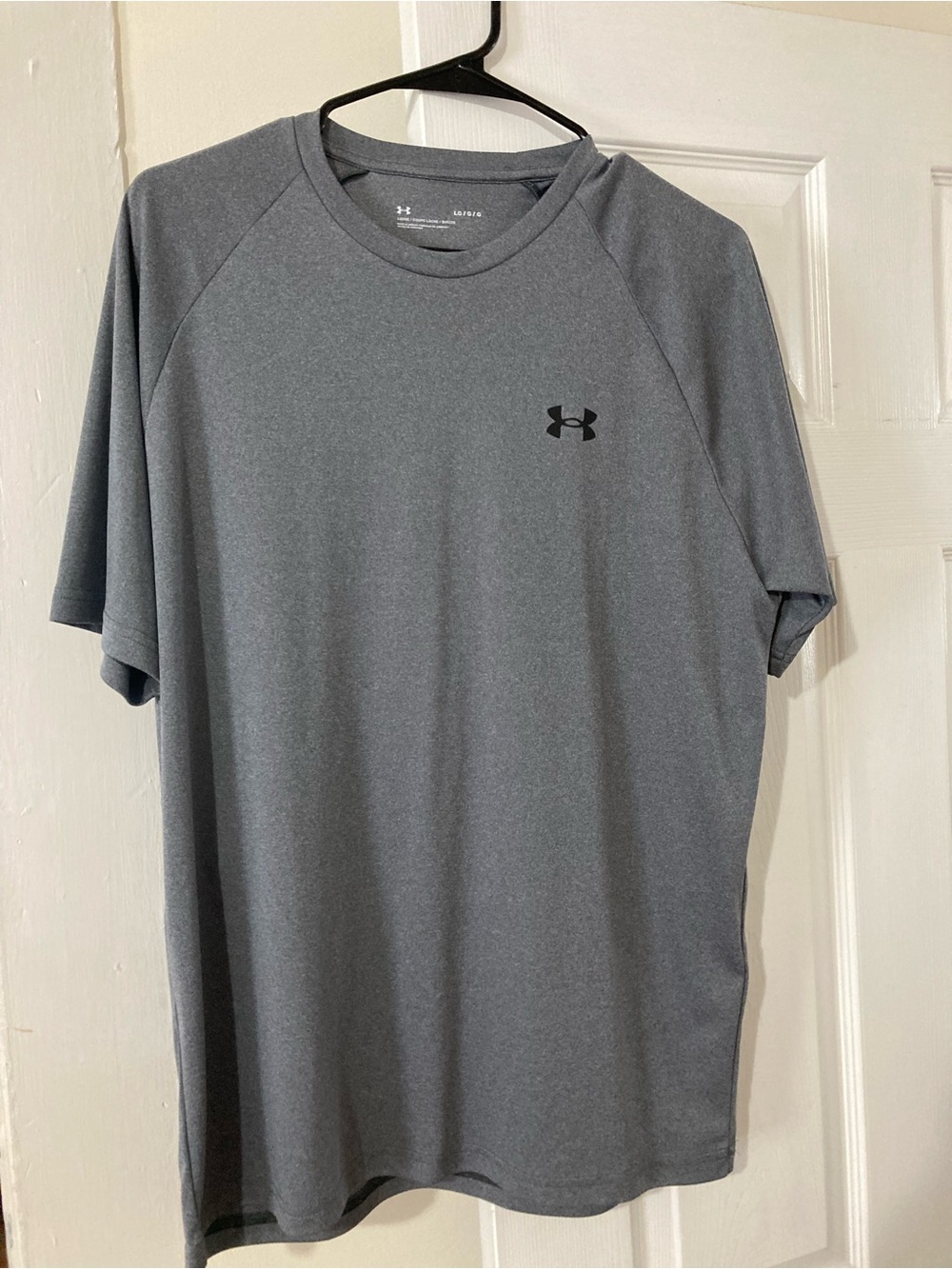 Under Armor Mans Shirt
